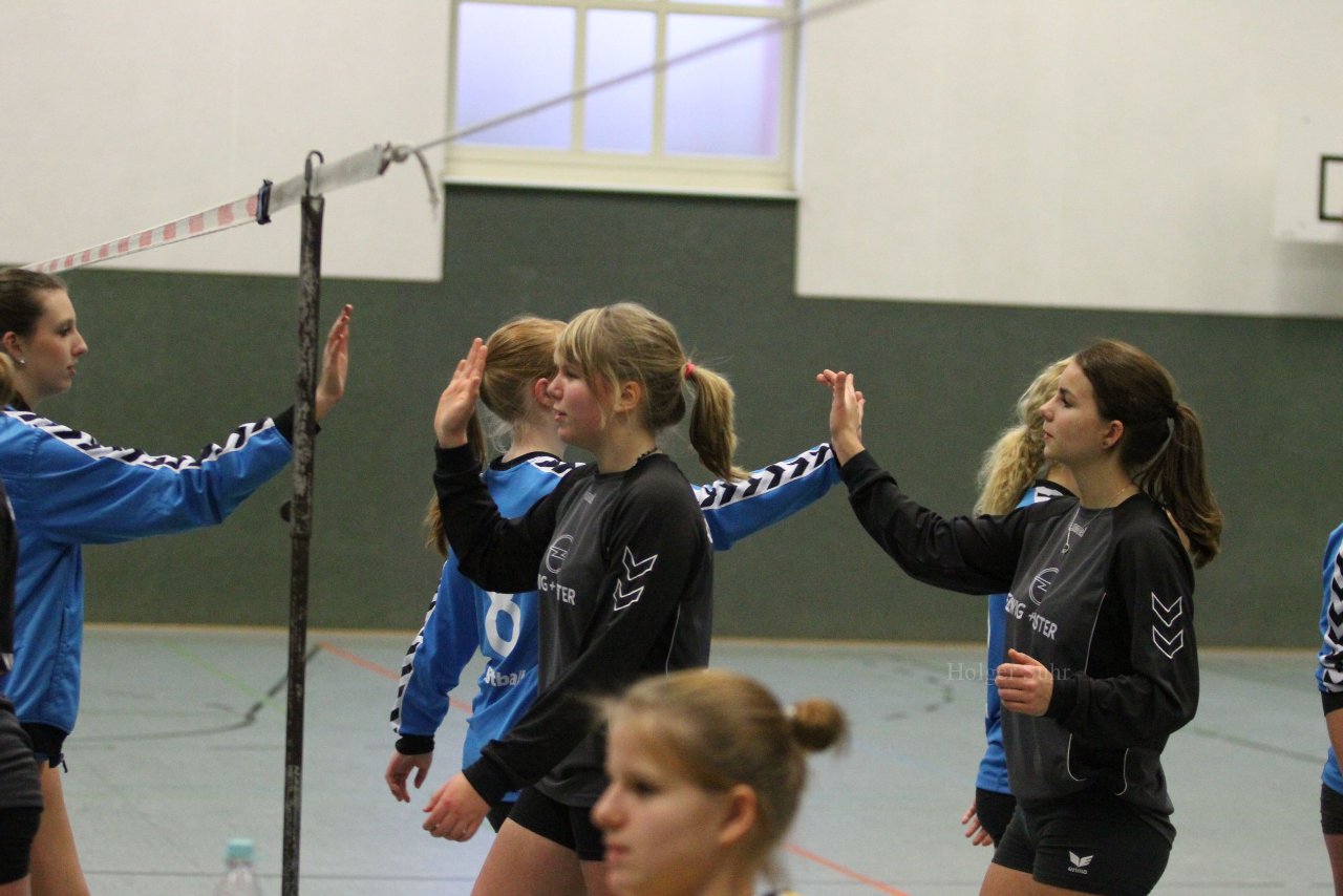 Bild 125 - U18w 2.Tag am 3.12.11